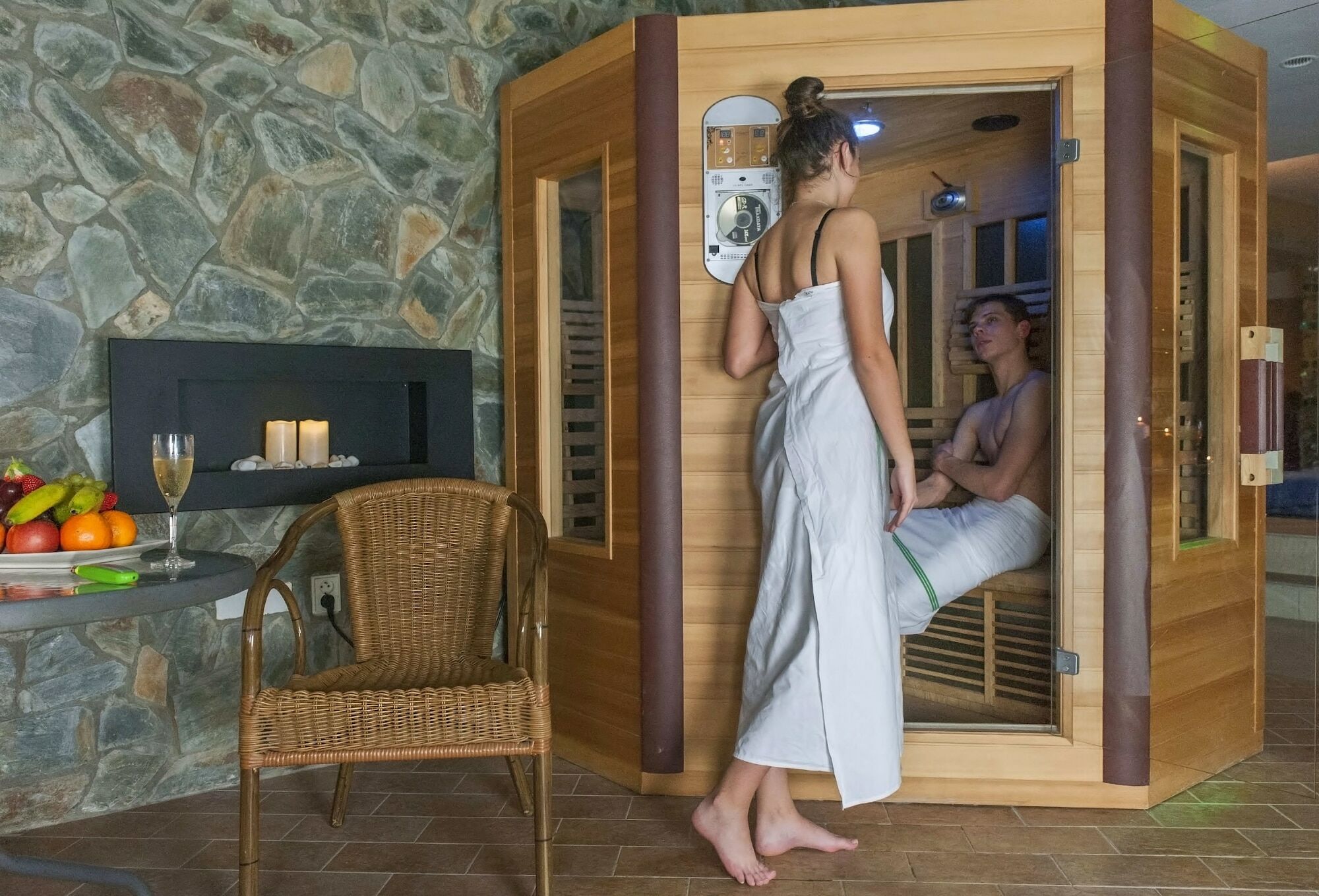 Hotel Dixon So Vstupom Do Bazena A Virivky Zdarma - Free Entrance To Pool And Jacuzzi Included Banska Bystrica Ngoại thất bức ảnh